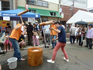 つき３